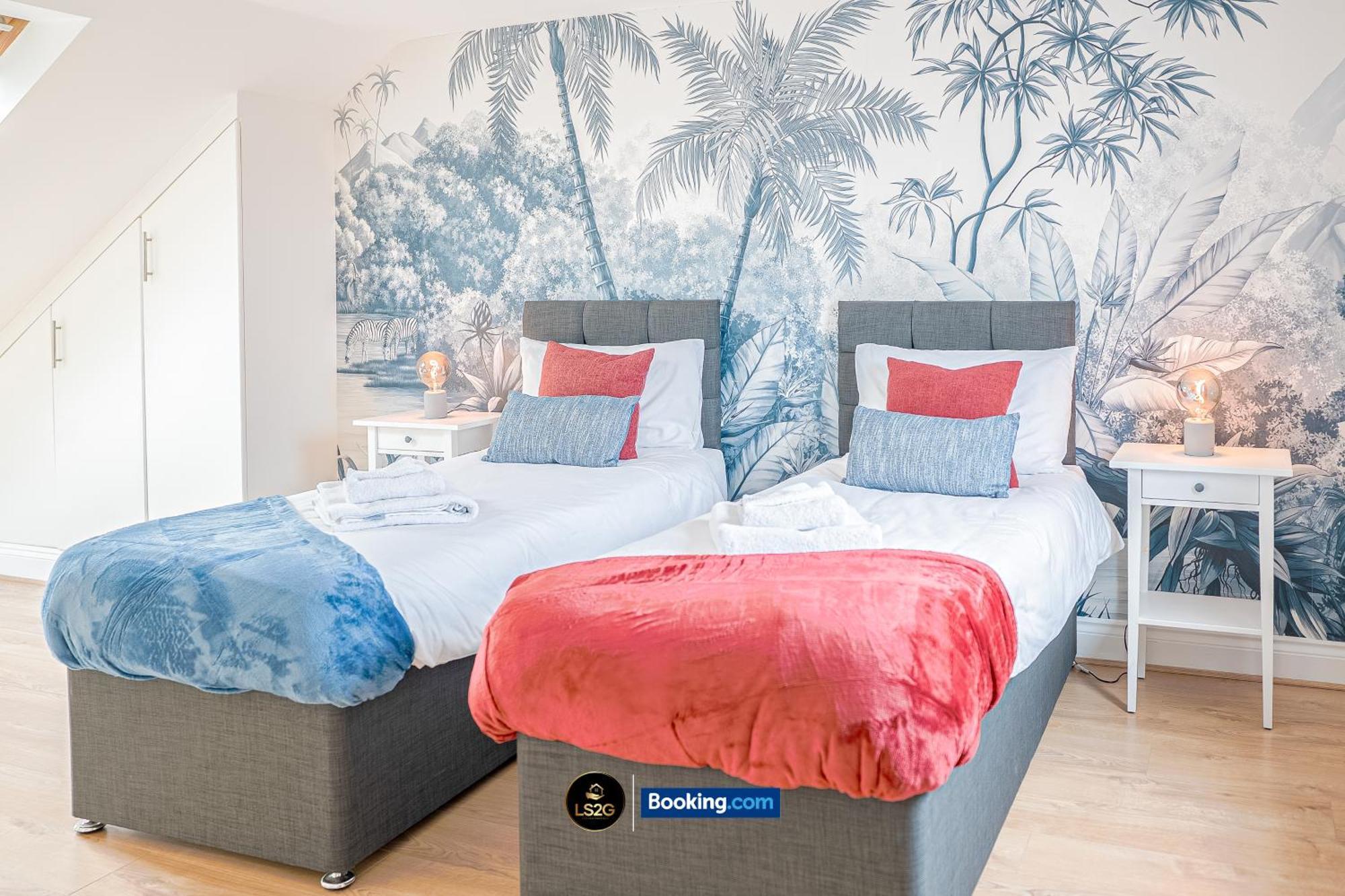 Stunning House By Ls2G Short Lets & Serviced Accommodation Greater London With Free Wifi Luaran gambar